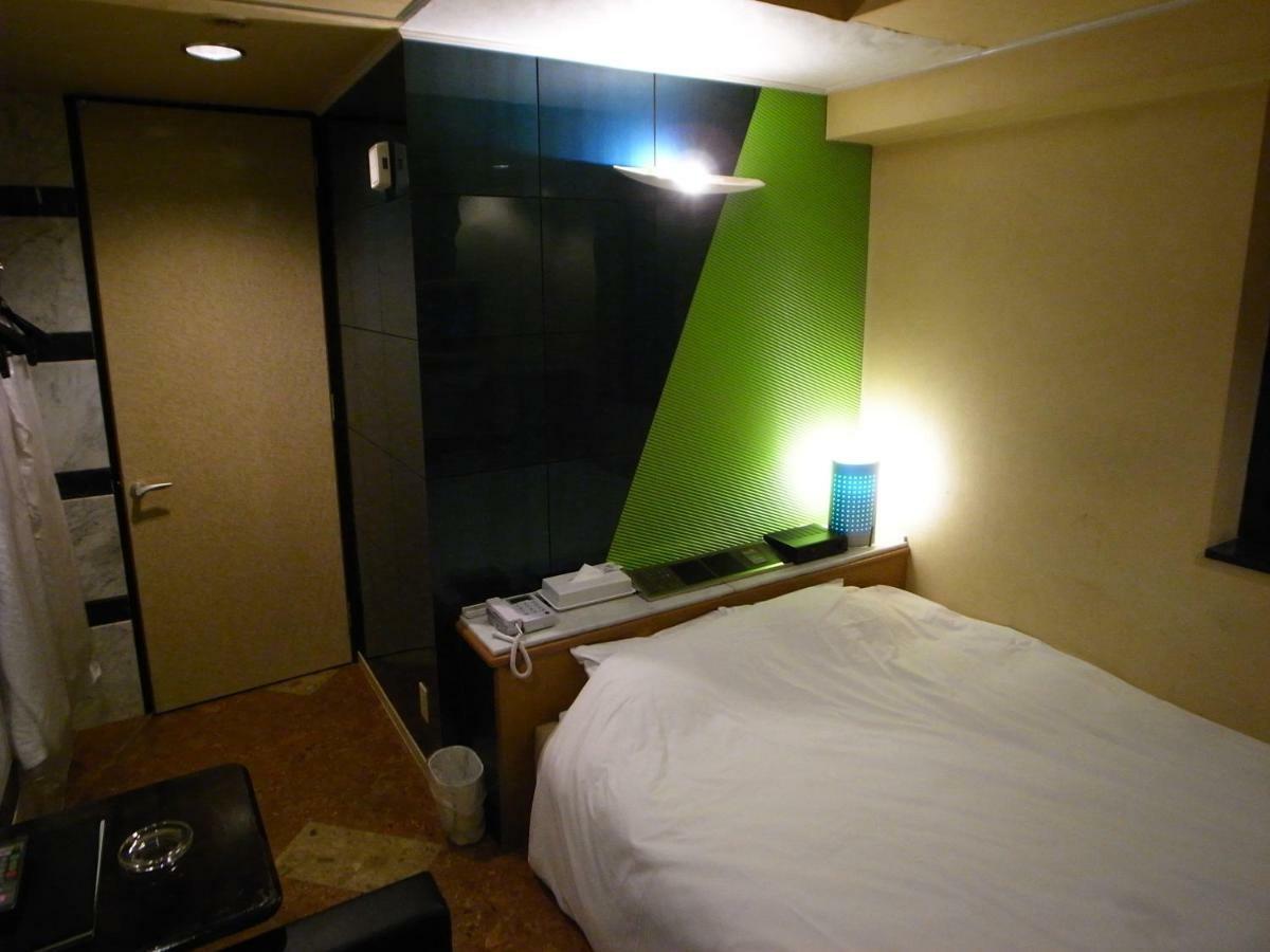 טוקיו Hotel Rafaie (Adults Only) מראה חיצוני תמונה
